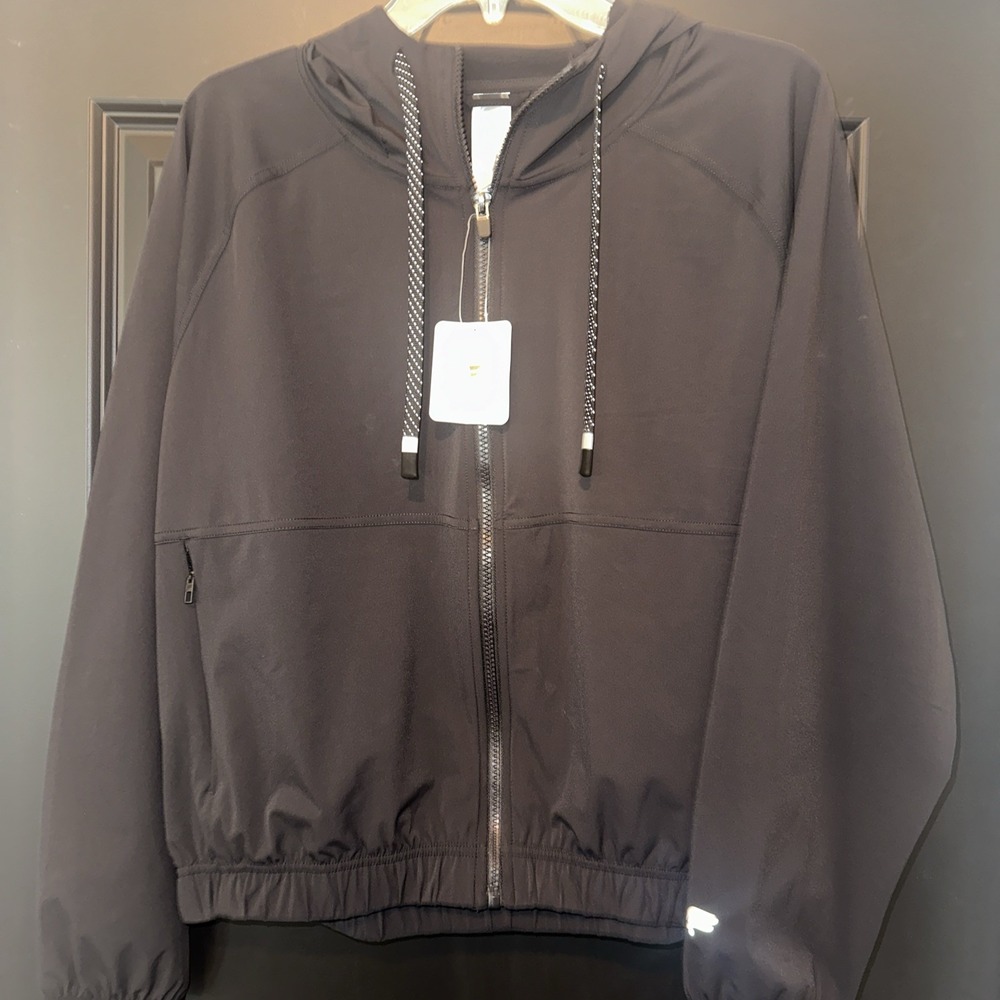 Fabletics‎ One Jacket Crop Length Zip Front Hood Zip Pockets Size Medium